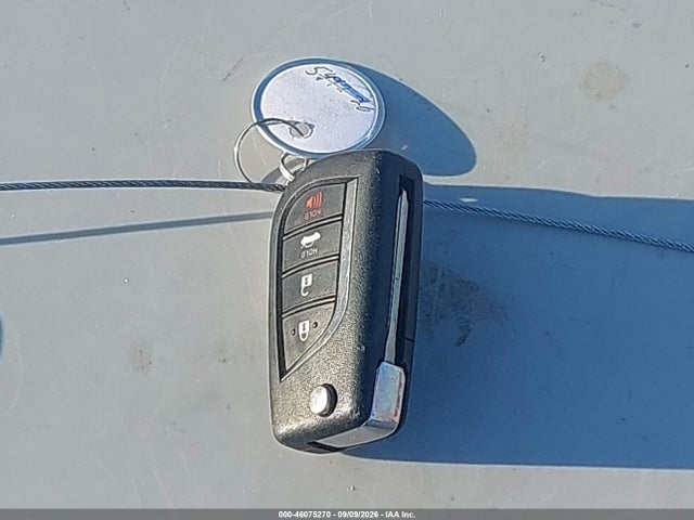 2022 TOYOTA CAMRY SE 11