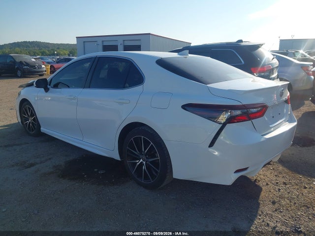 2022 TOYOTA CAMRY SE 3