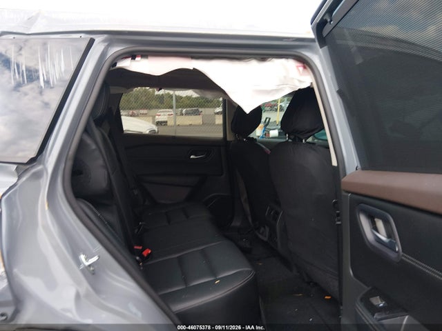 2023 NISSAN ROGUE SL FWD 8