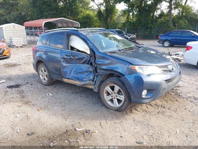 2014 TOYOTA RAV4 XLE