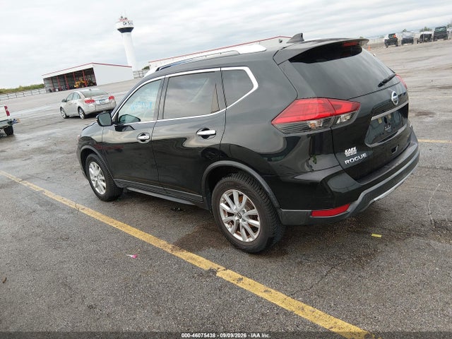 2017 NISSAN ROGUE SV 3
