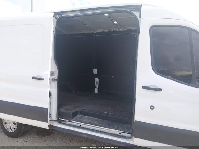 2019 FORD TRANSIT-250 8
