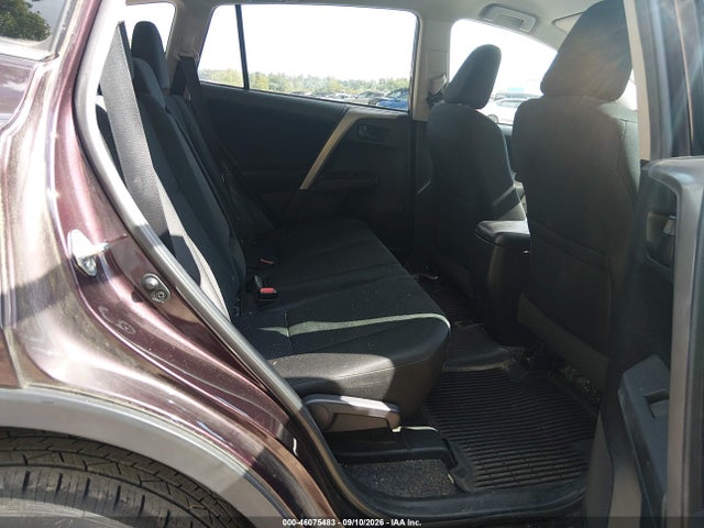 2018 TOYOTA RAV4 LE 8