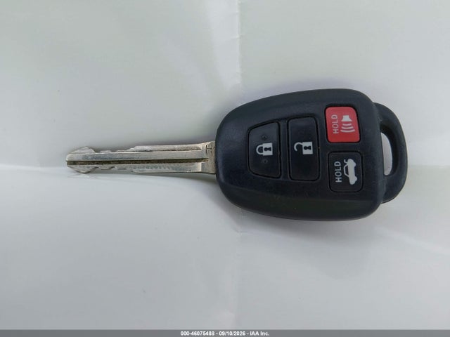 2018 TOYOTA COROLLA SE 11