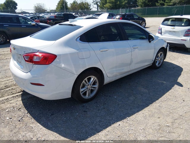 2017 CHEVROLET CRUZE LT AUTO 4