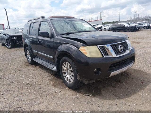 2010 NISSAN PATHFINDE LE