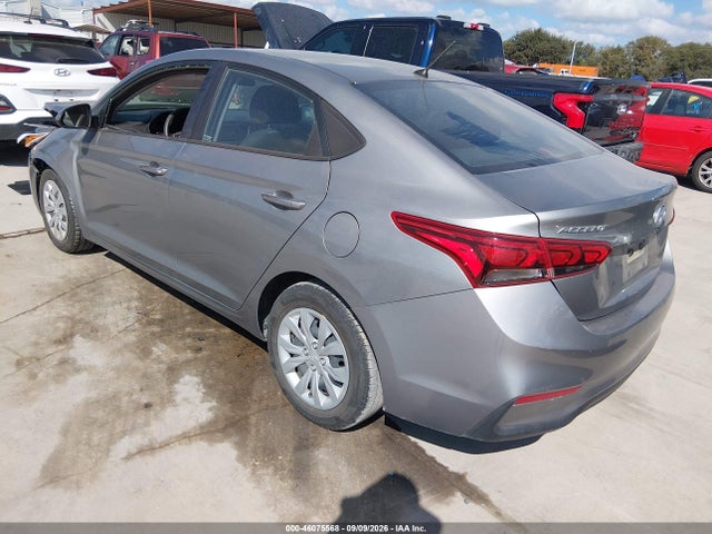 2022 HYUNDAI ACCENT SE 3