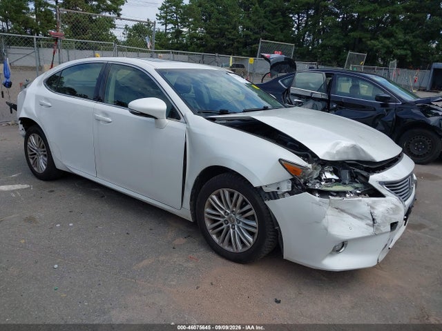 2015 LEXUS ES 