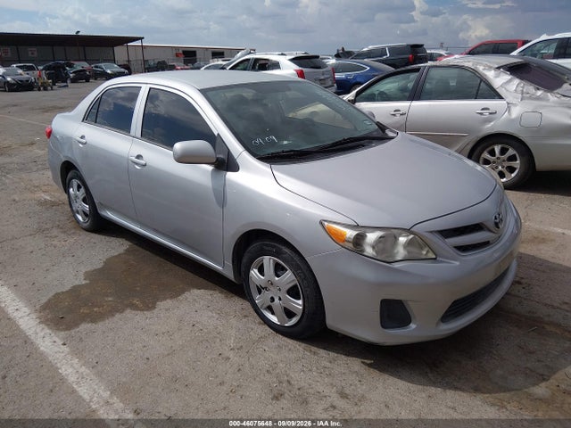 2013 TOYOTA COROLLA S/LE