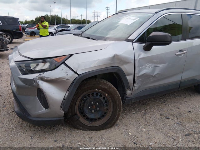 2019 TOYOTA RAV4 LE 6