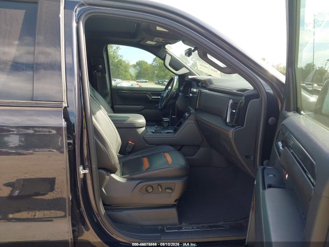 2023 GMC SIERRA 1500 4WD SHORT BOX AT4 5