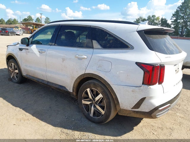 2022 KIA SORENTO S 3