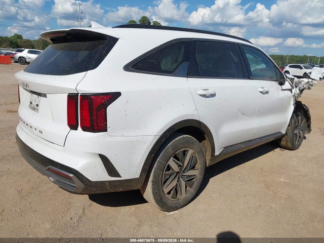 2022 KIA SORENTO S 4