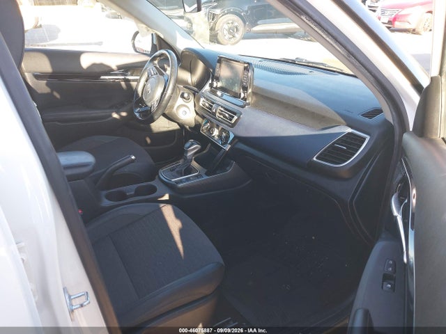 2021 KIA SELTOS S 5