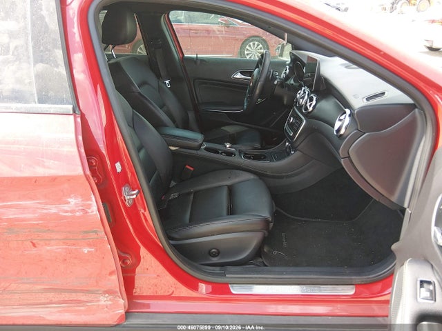 2019 MERCEDES-BENZ GLA 250 5