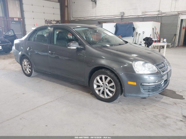 2010 VOLKSWAGEN JETTA LIMITED EDITION
