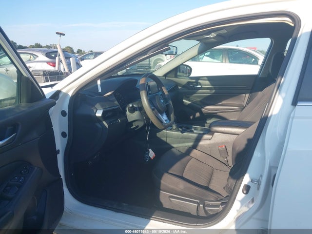 2021 NISSAN ALTIMA S FWD 17