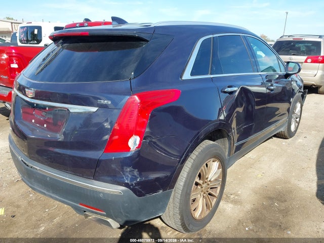 2017 CADILLAC XT5 LUXURY 4