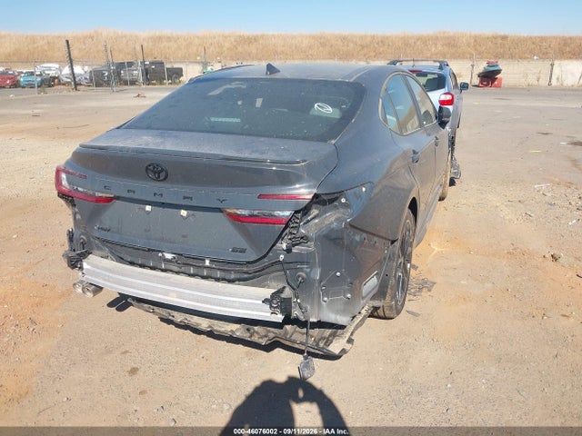 2025 TOYOTA CAMRY SE 4