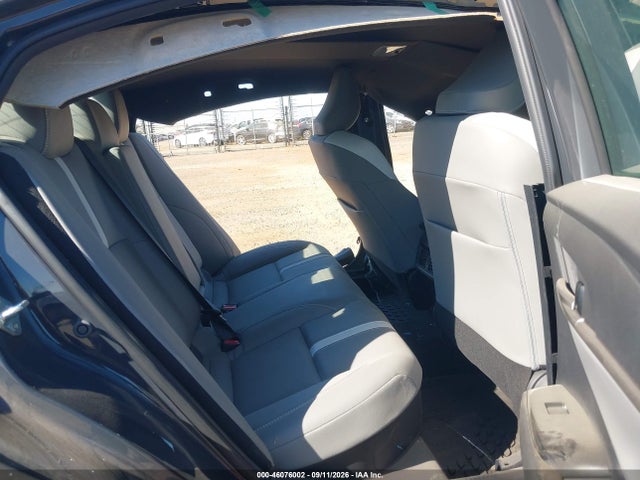 2025 TOYOTA CAMRY SE 8