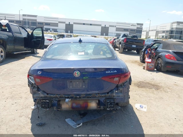 2019 ALFA ROMEO GIULIA AWD 16