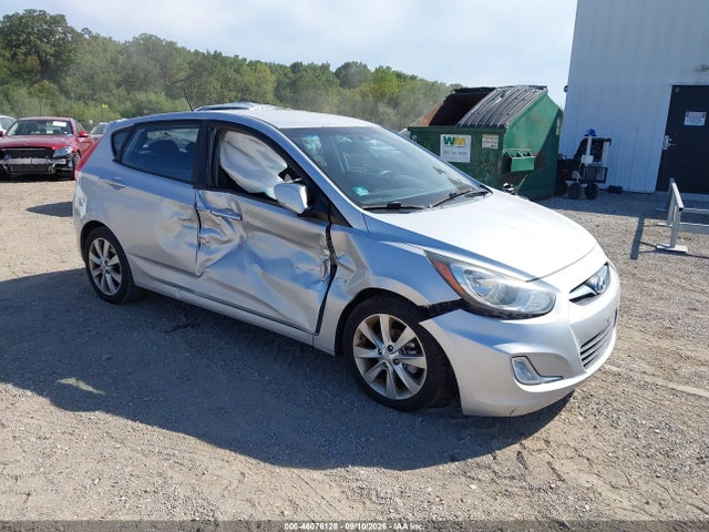 2012 HYUNDAI ACCENT SE