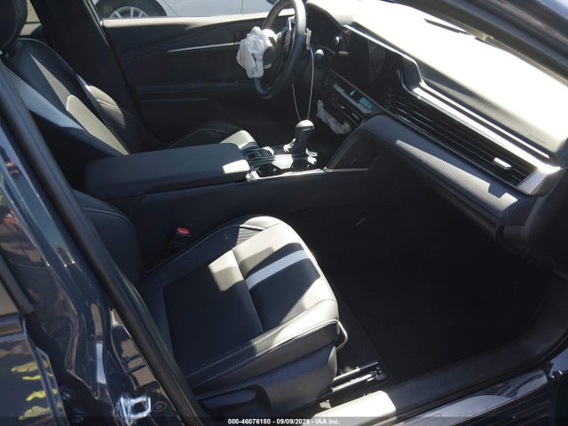 2026 TOYOTA CAMRY SE 5