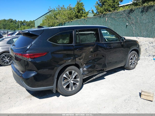 2023 TOYOTA HIGHLANDER XLE 6