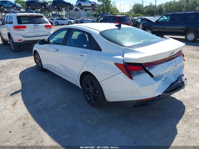 2023 HYUNDAI ELANTRA SEL 3
