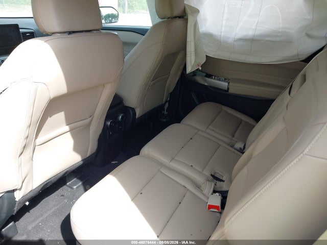 2023 FORD EXPLORER XLT 8