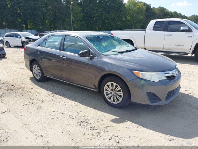 2014 TOYOTA CAMRY LE