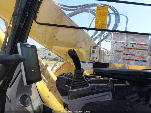 2023 KOBELCO SK140SR-7 TRACKED EXCAVATOR 7