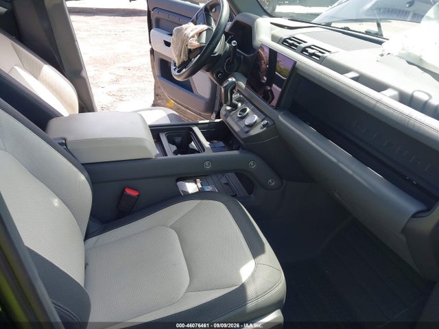 2023 LAND ROVER DEFENDER 130 X-DYNAMIC SE 5