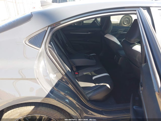 2026 TOYOTA CAMRY SE 8