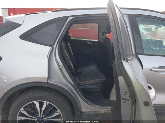 2022 FORD ESCAPE SEL 8