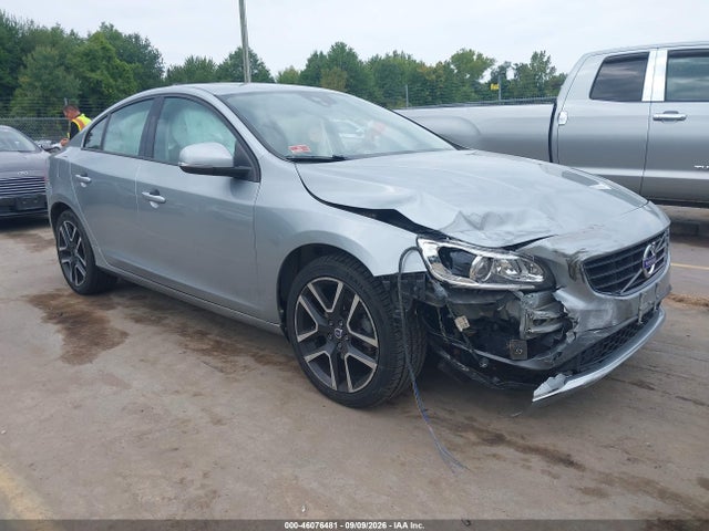 2017 VOLVO S60 T5 DYNAMIC