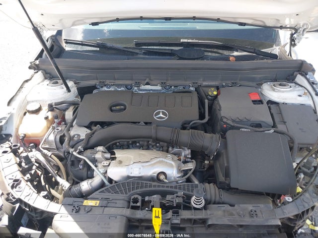 2023 MERCEDES-BENZ GLB 250 10