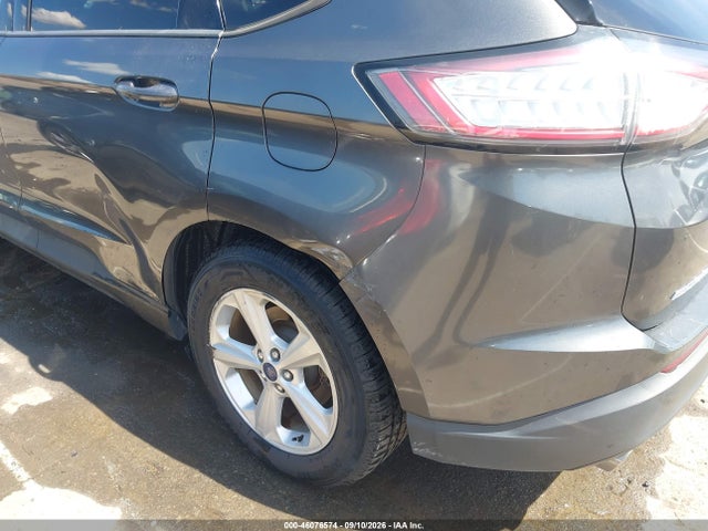 2017 FORD EDGE SE 19