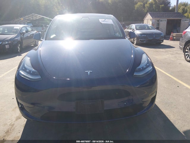 2021 TESLA MODEL Y LONG RANGE DUAL MOTOR ALL-WHEEL DRIVE 12