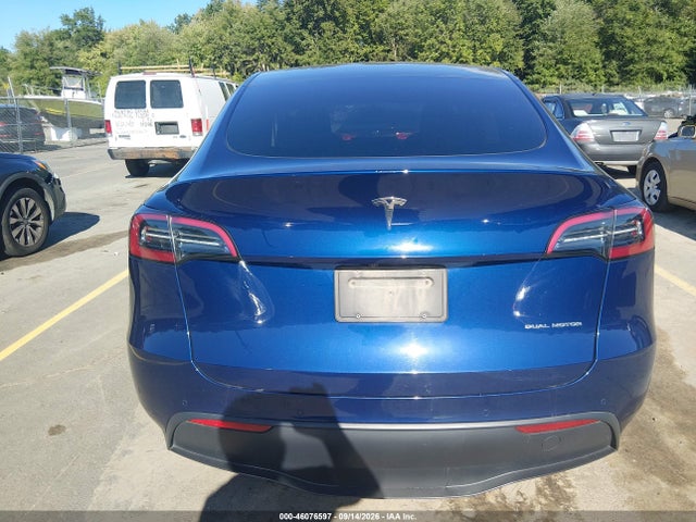 2021 TESLA MODEL Y LONG RANGE DUAL MOTOR ALL-WHEEL DRIVE 16
