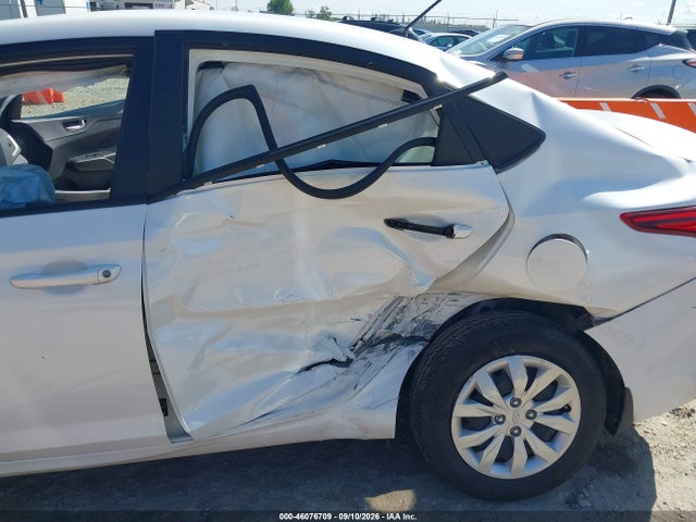 2021 HYUNDAI ACCENT SE 6