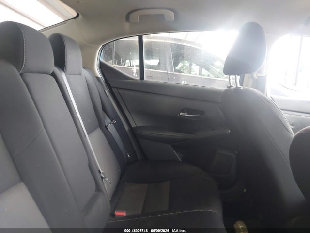 2022 NISSAN SENTRA SV XTRONIC CVT 8