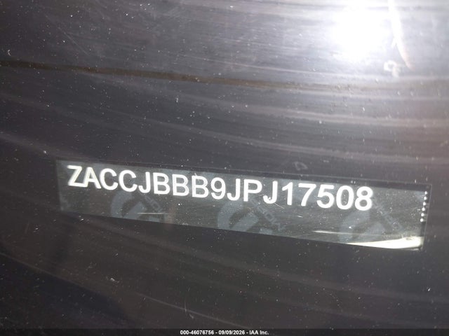 2018 JEEP RENEGADE LATITUDE 4X4 9