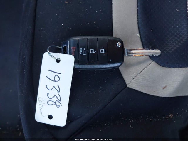 2017 KIA FORTE LX 11