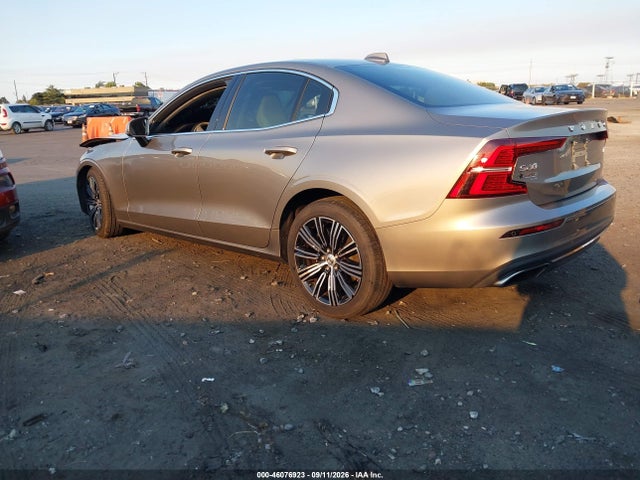 2019 VOLVO S60 3