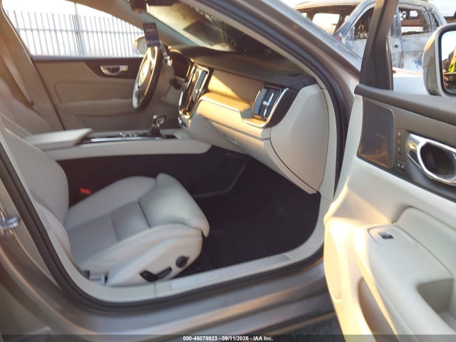 2019 VOLVO S60 5
