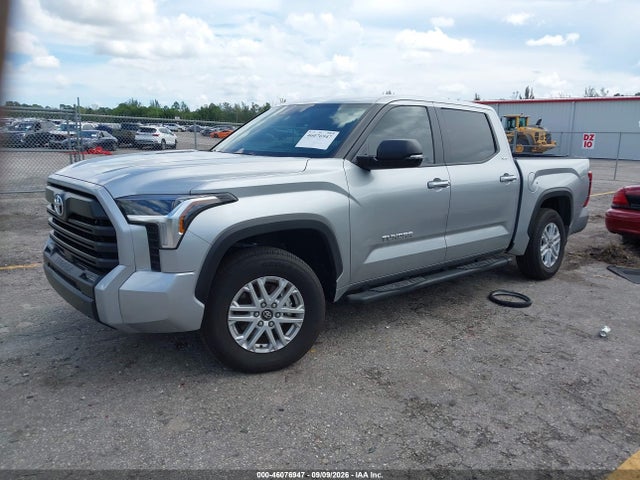 2026 TOYOTA TUNDRA SR5 CREWMAX 5.5' BED 2