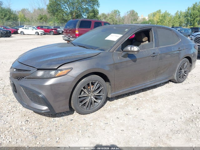 2022 TOYOTA CAMRY SE 2