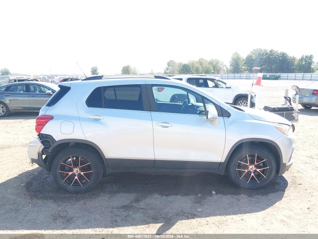 2020 CHEVROLET TRAX LT FWD FWD LT 14