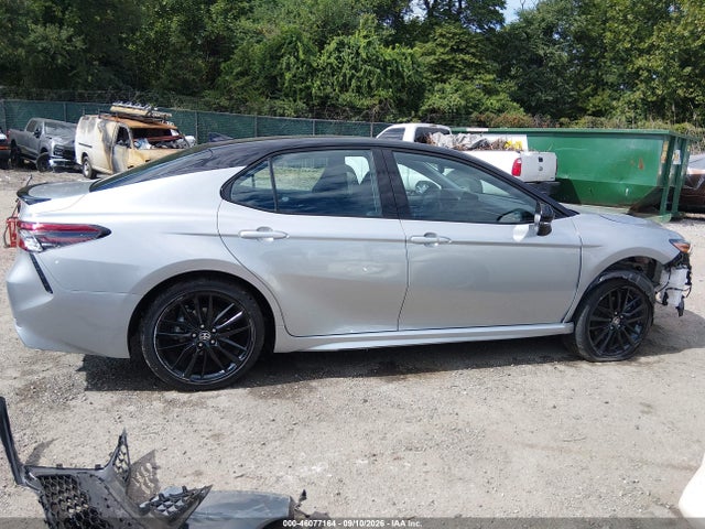 2022 TOYOTA CAMRY XSE HYBRID 14